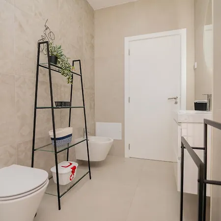 Vendégház Sirius House 4*