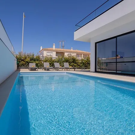 Pensionat Sirius House 4*