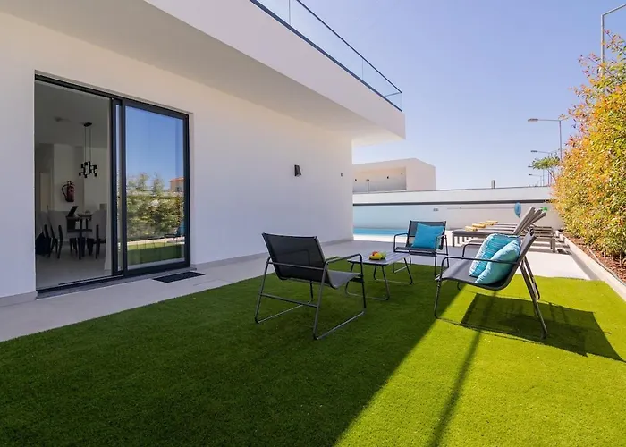 Sirius House Affittacamere Guia (Faro)