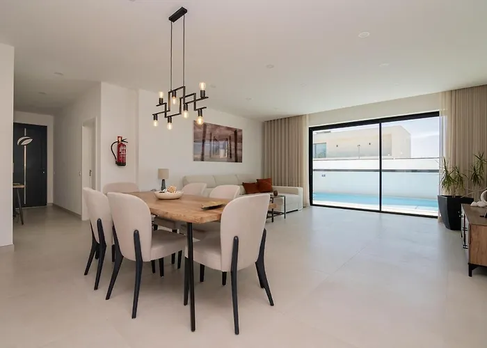 Sirius House Affittacamere Guia (Faro)