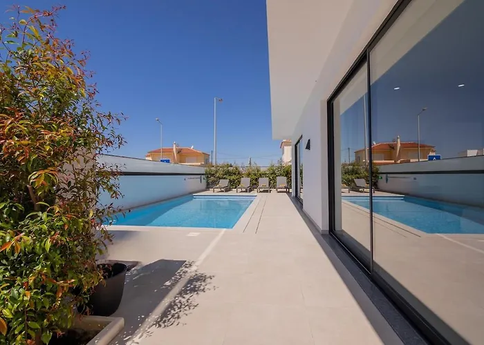 Sirius House Affittacamere Guia (Faro)