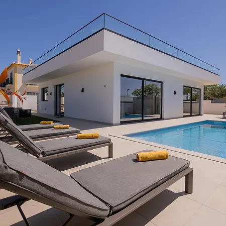 Holiday home Sirius House *